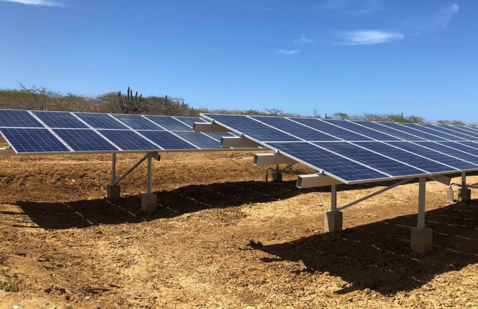 Por iniciativa de la senadora Martha Peralta, el Cabo de la Vela y Media Luna tendrán una granja solar