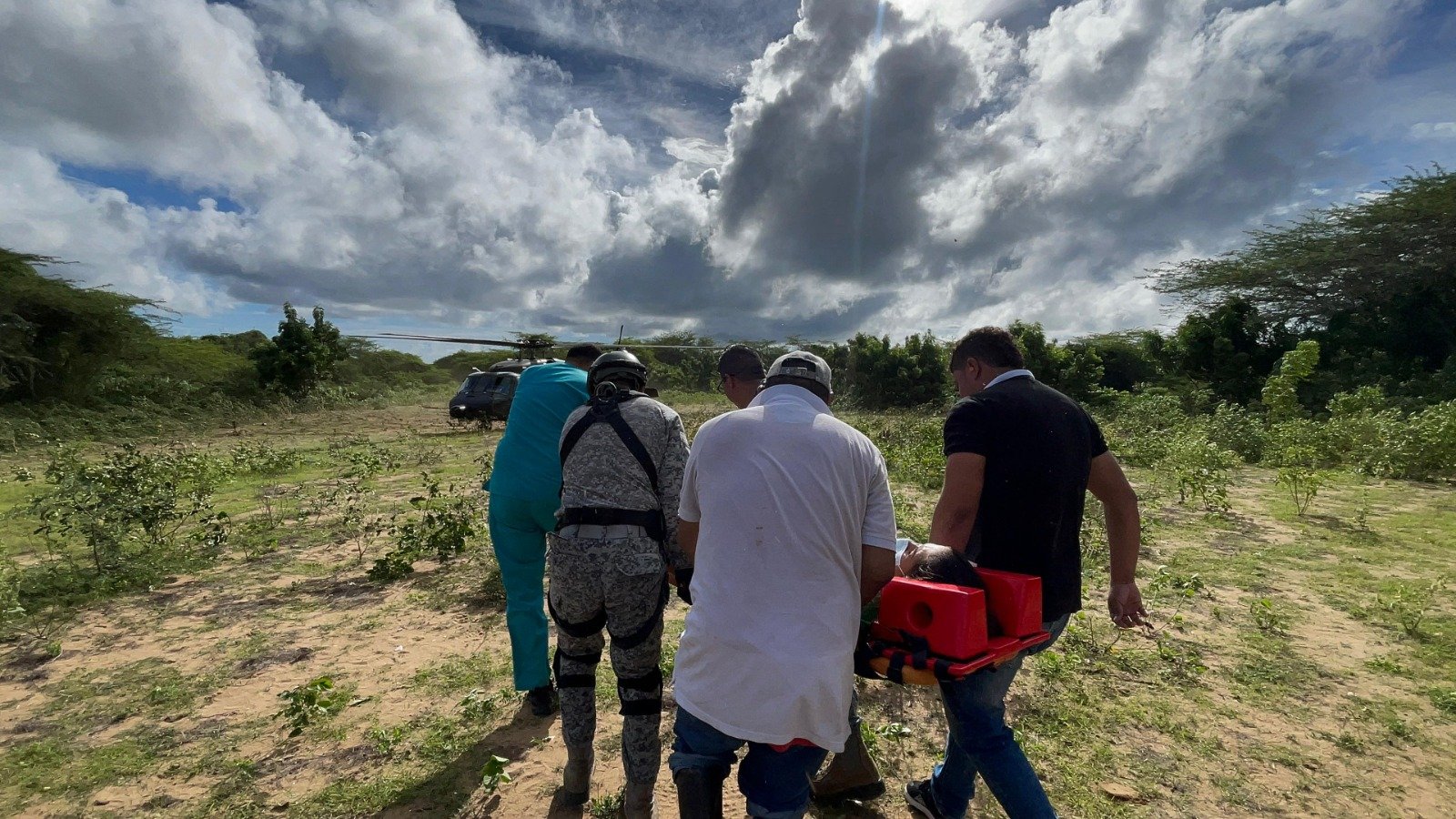 Siete fueron los indígenas wayuu evacuados por la Fuerza Aérea en la Alta Guajira
