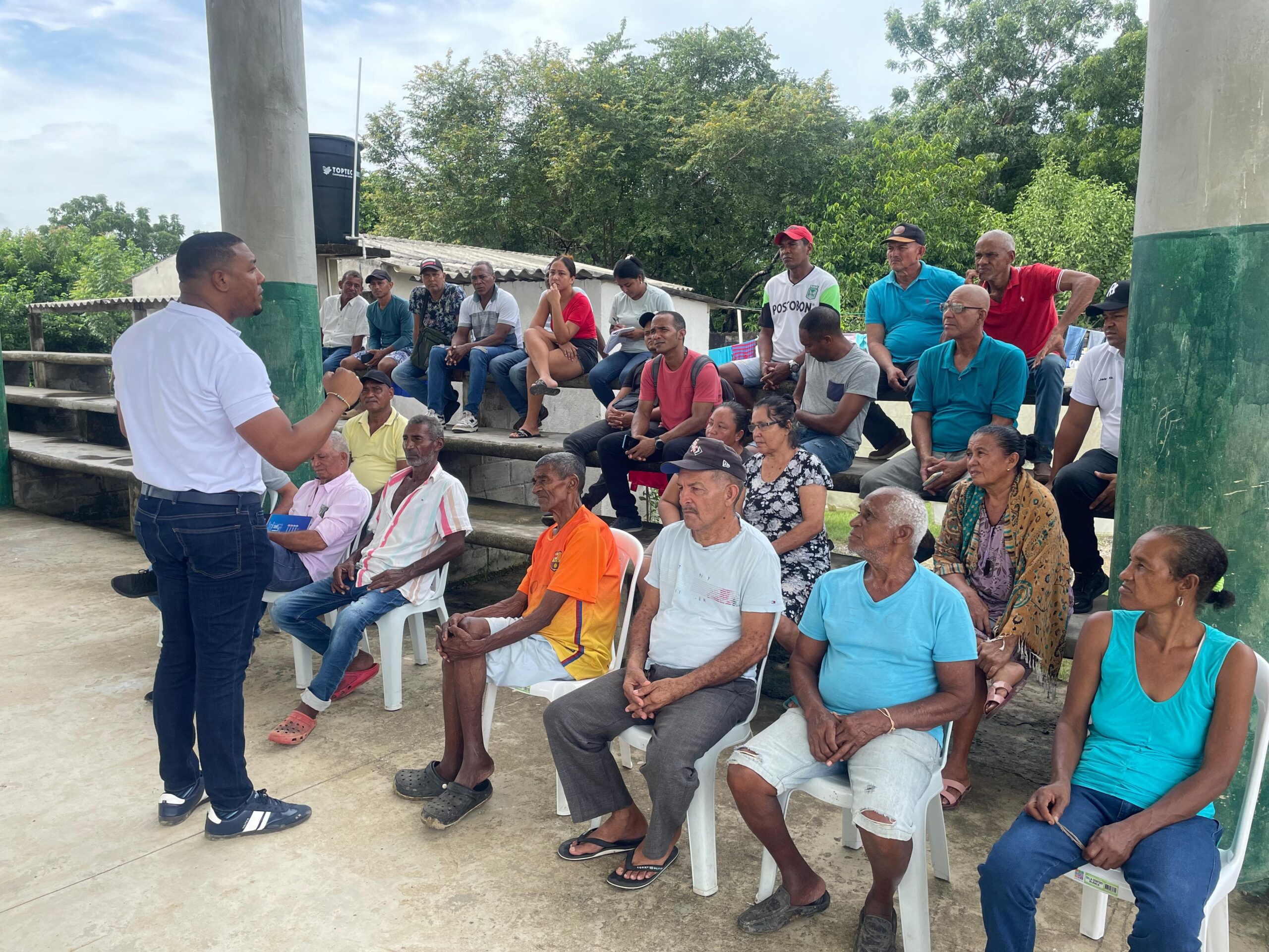 Agencia Nacional de Tierras llevó su oferta institucional a población campesina de Tigreras, zona rural de Riohacha