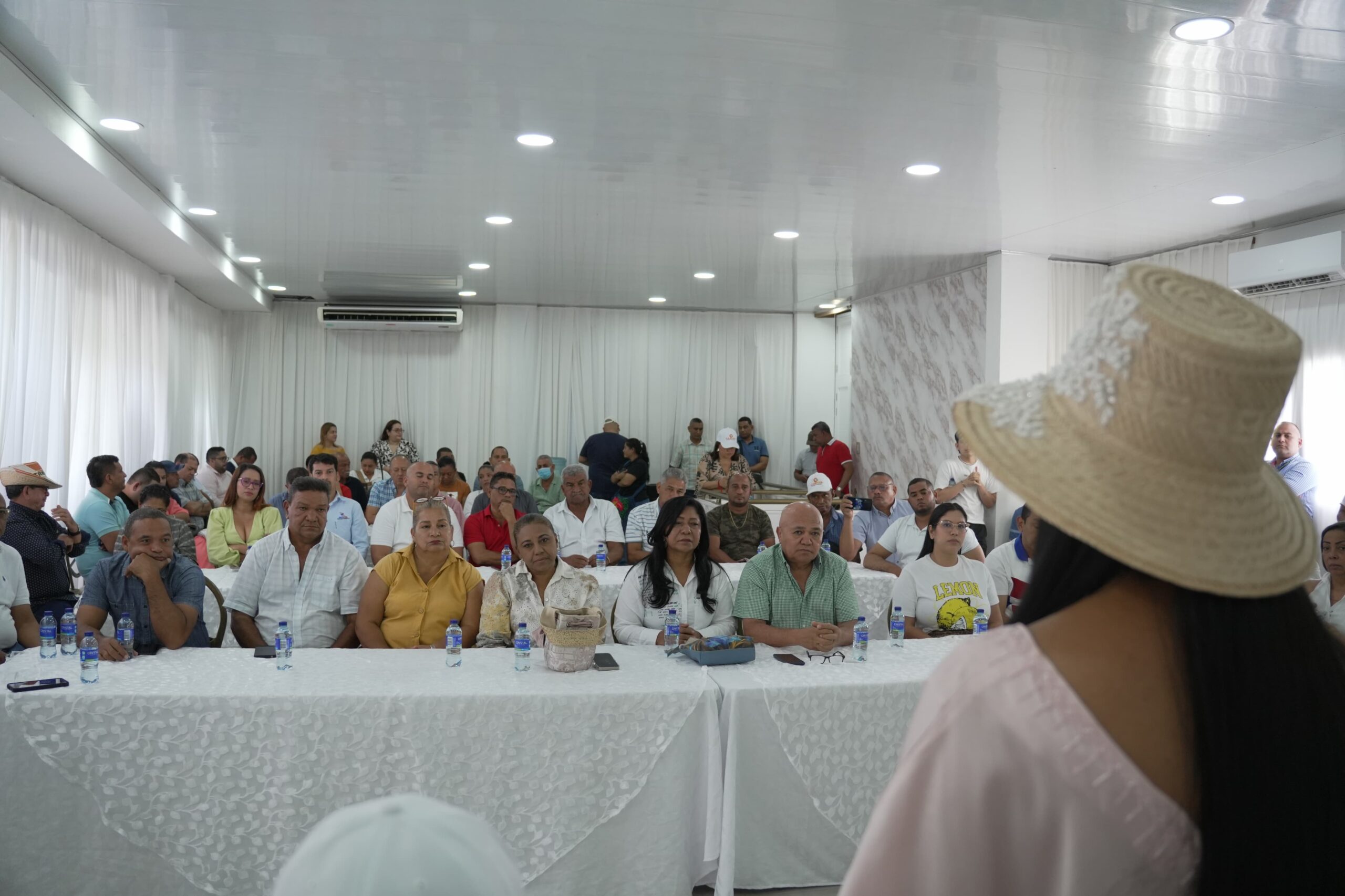 "Con la senadora Martha Peralta hemos logrado resultados concretos para nuestro gremio": sector de hidrocarburos en La Guajira