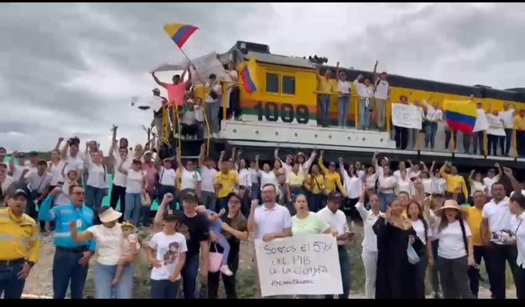 Familias de los trabajadores de cerrejón pidiendo respeto