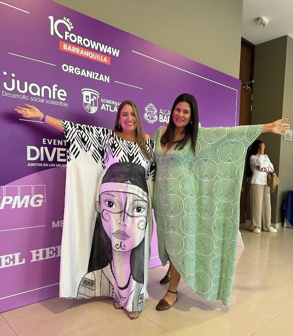María Isabel Cabarcas Aguilar y Yicelis Cantillo en el WW4W Barranquilla.