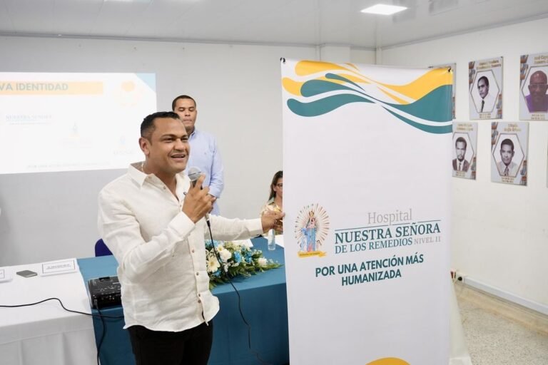 Gerente Cristian Brito dio a conocer nueva imagen del hospital Nuestra Señora de los Remedios de Riohacha