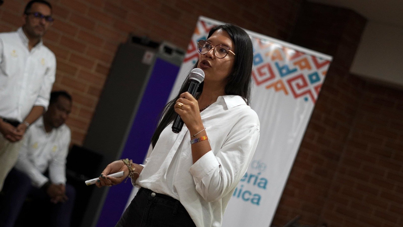 En Uniguajira se desarrolló con éxito el ‘Encuentro de Transición Energética y Desarrollo’