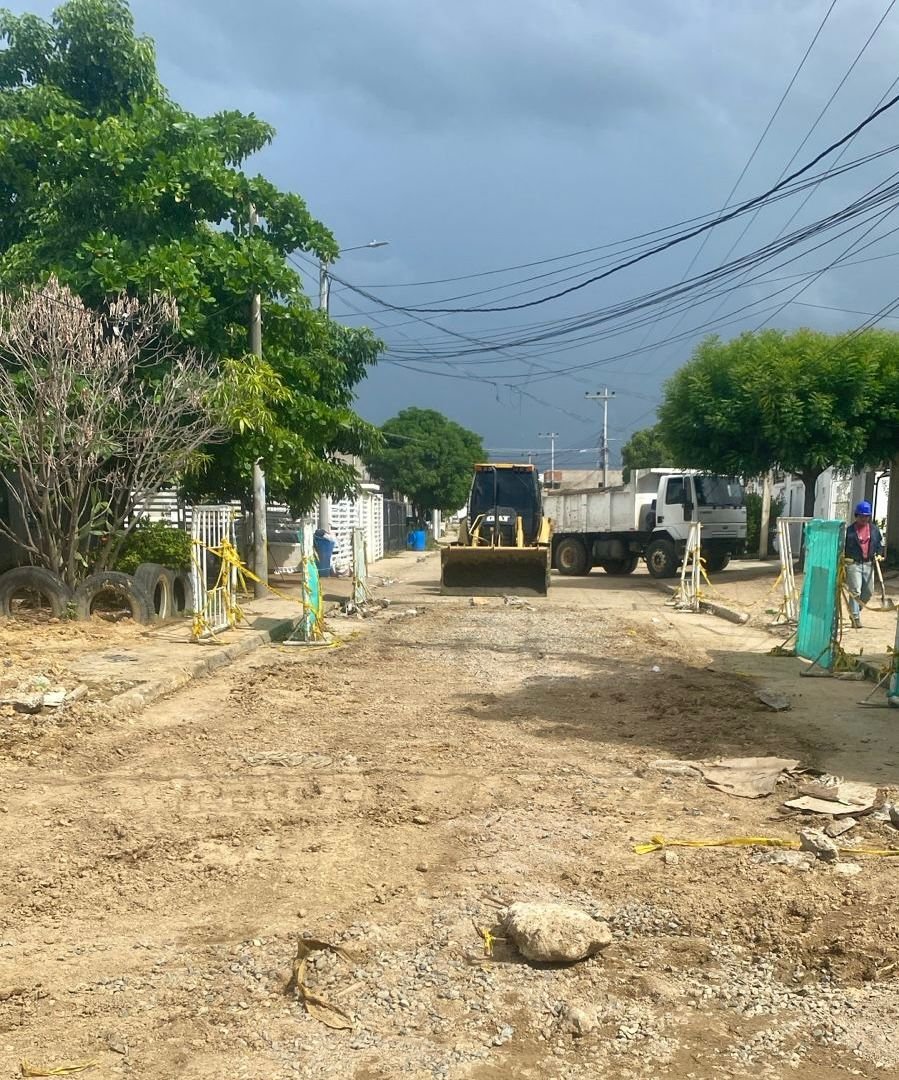 Aqualia finaliza reparación de tubería en el barrio Las Tunas de Riohacha