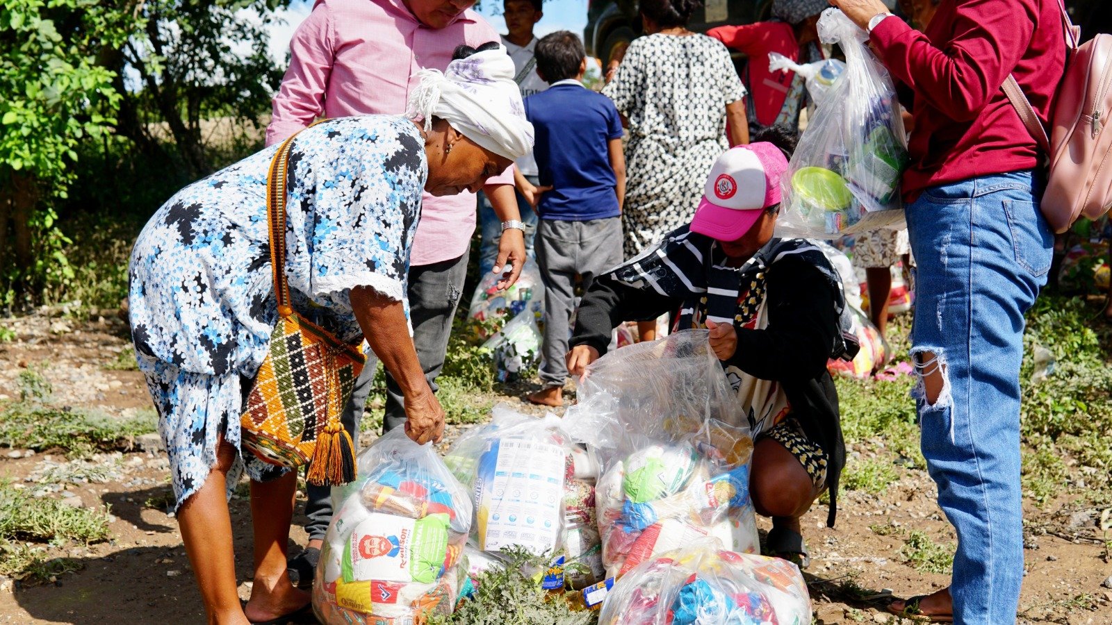 Gobernación de La Guajira realizó atención a comunidades afectadas por las fuertes lluvias en La Guajira