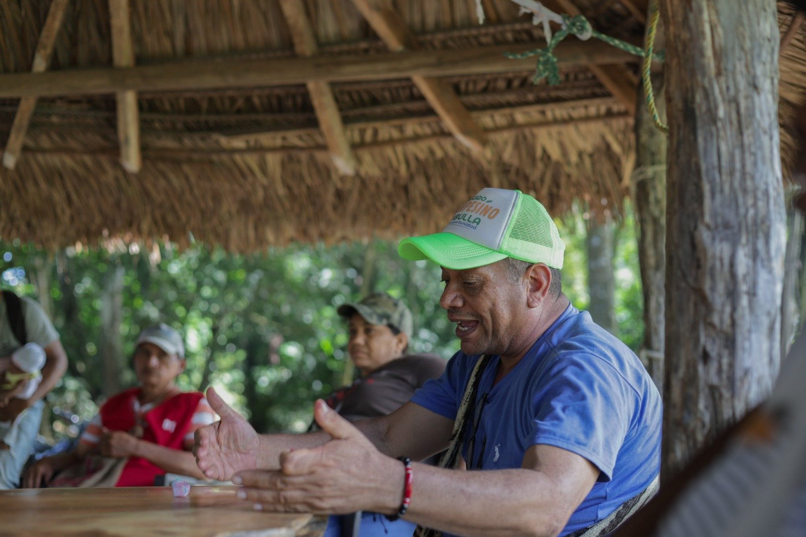 Corpoguajira trabaja junto a la comunidad rural de Dibulla para analizar futuros proyectos en pro del medio ambiente