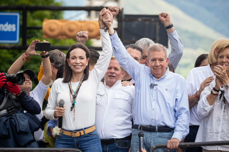 Posesión de Edmundo González en Venezuela