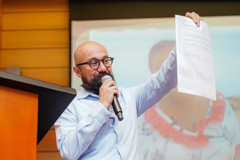 Carlos Carrillo Arenas, director general de la Unidad Nacional para la Gestión del Riesgo de Desastres (UNGRD).