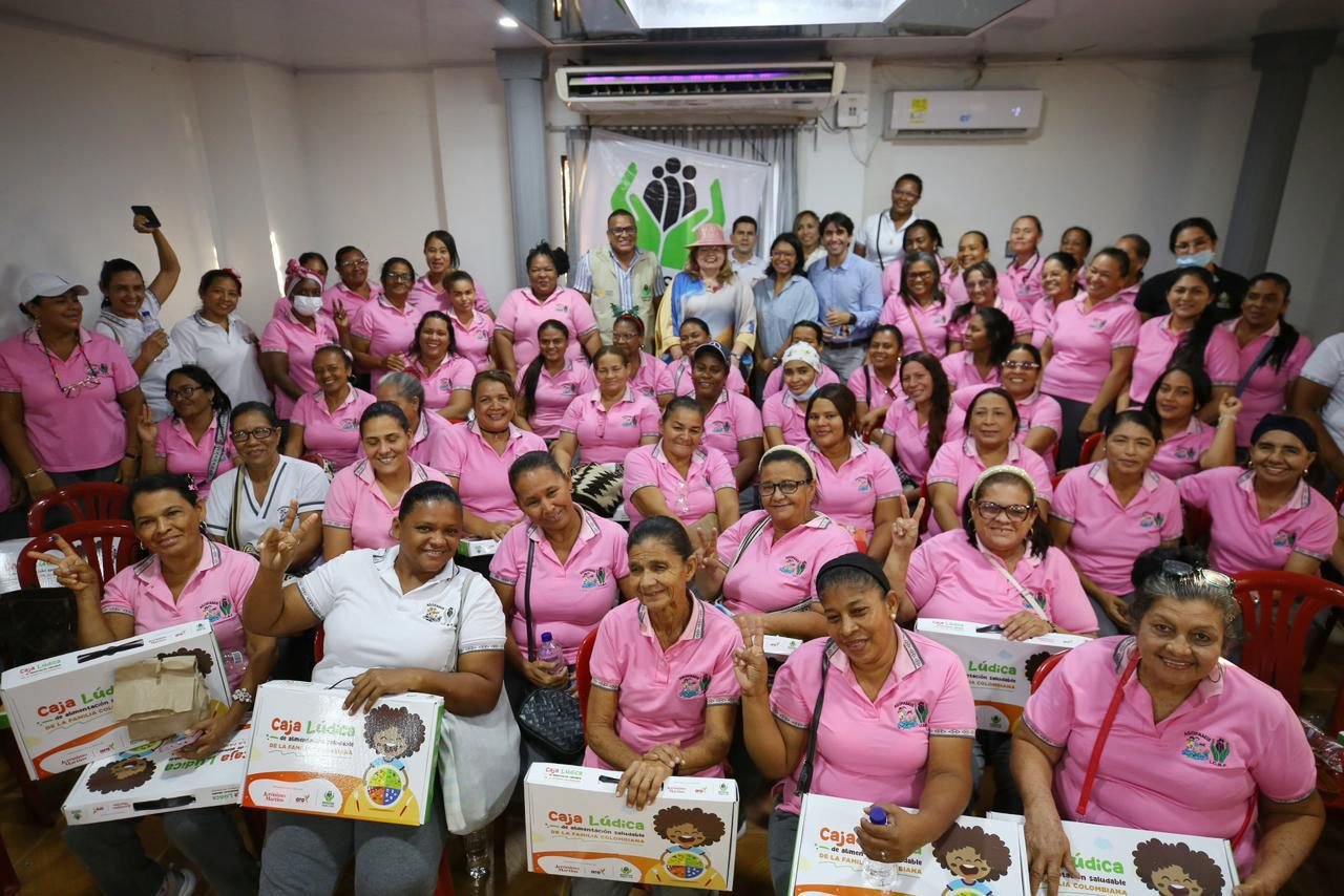Bienestar Familiar y Tiendas Ara se unen para combatir desnutrición e inseguridad alimentaria en La Guajira
