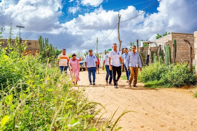 Alcalde de Uribia lideró encuentros comunales para atender a la población