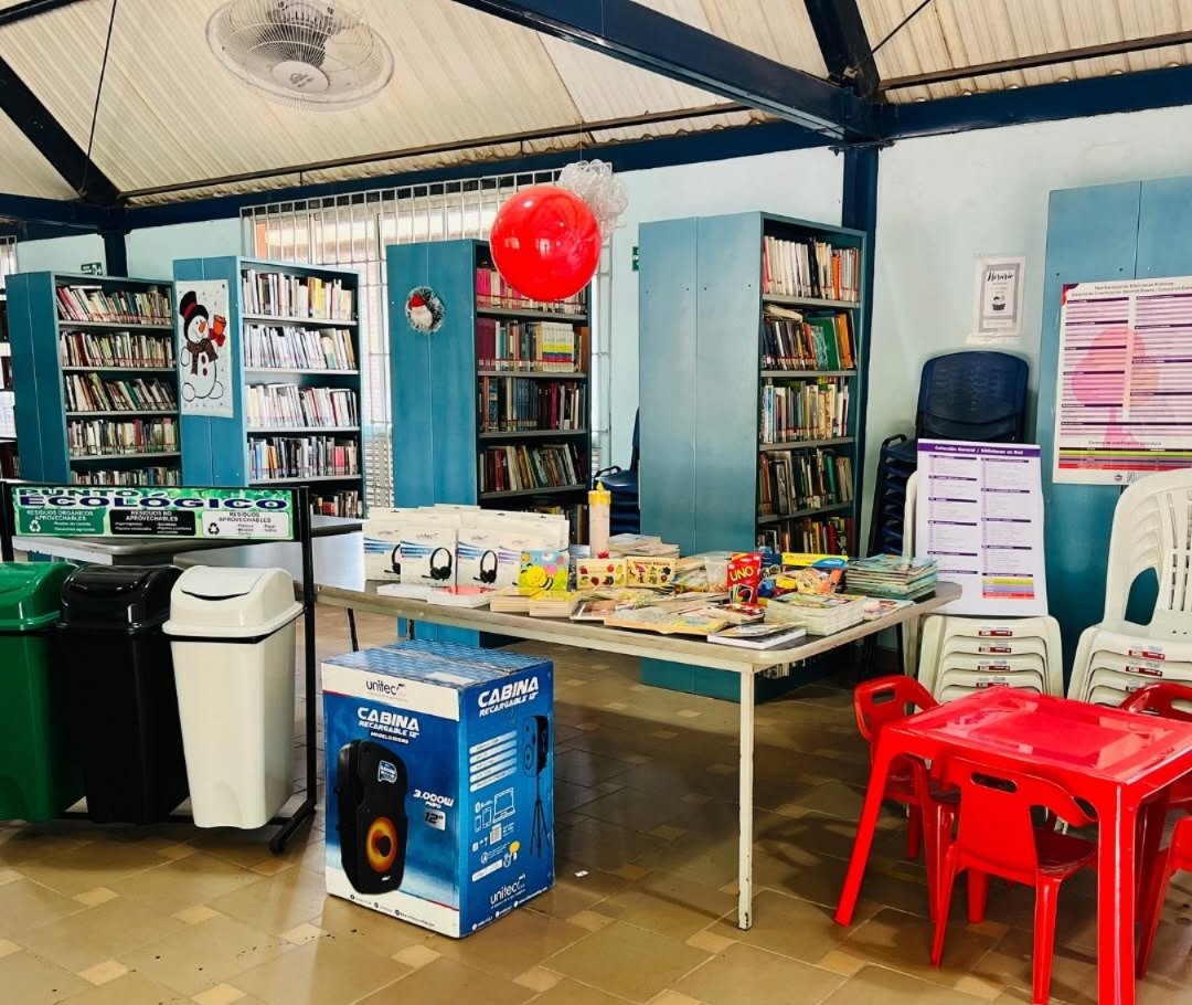Realizaron dotación a la Biblioteca Pública Municipal Luis Carlos Lacouture de Villanueva