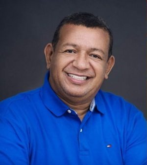 Alvaro Alcides Álvarez Carrillo, Director Ejecutivo.