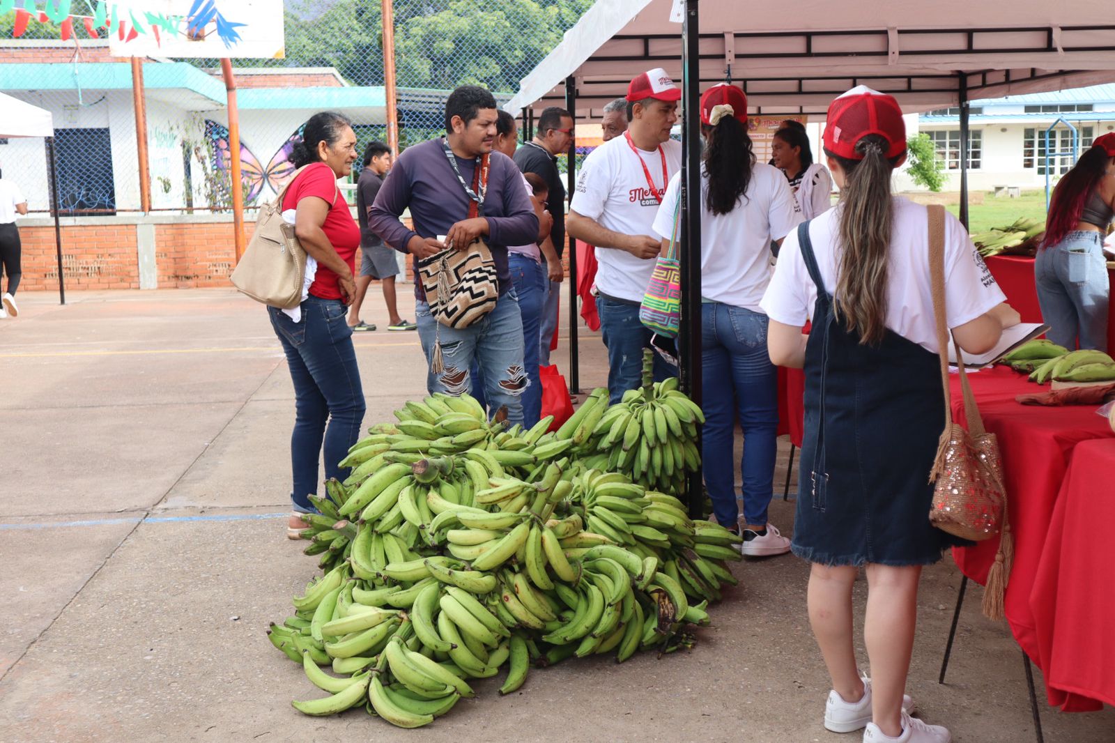 La importancia de los mercados campesinos en Maicao: un enfoque en la economía local y la soberanía alimentaria