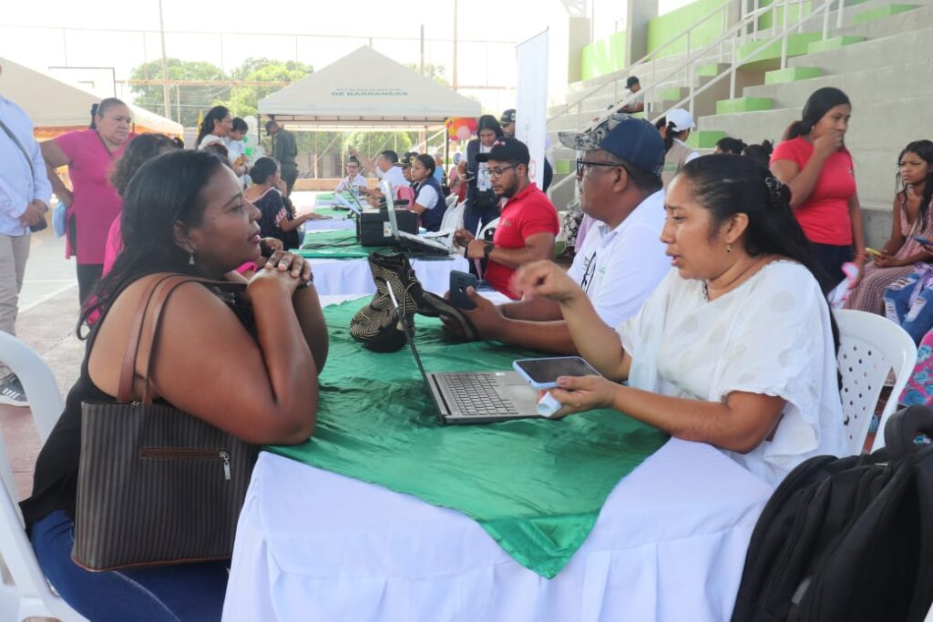 Barrancas se unió por la convivencia ciudadana con una oferta de servicios para la comunidad