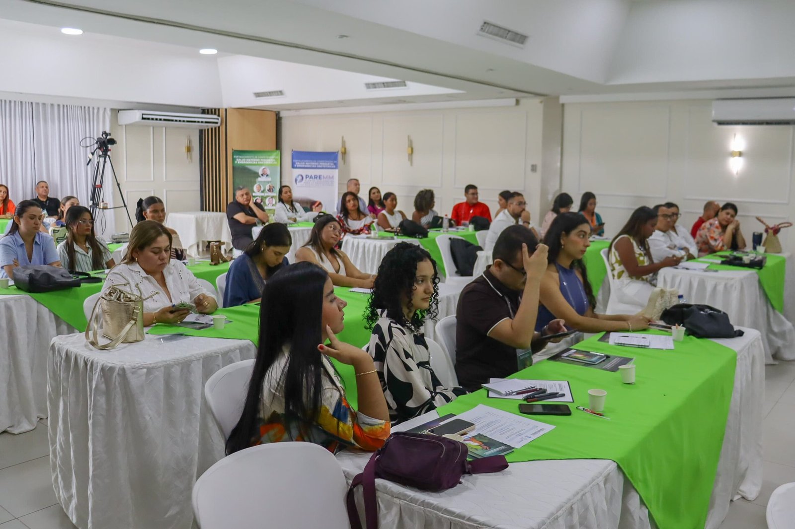 Secretaría de Salud de La Guajira fortalece capacidades del personal de ginecología y obstetricia del departamento