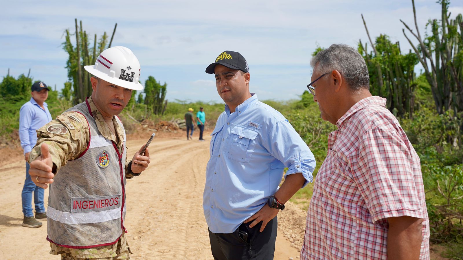 Gobernación de La Guajira realiza obra de mitigación y adecuación de vías en Shiruria, Manaure