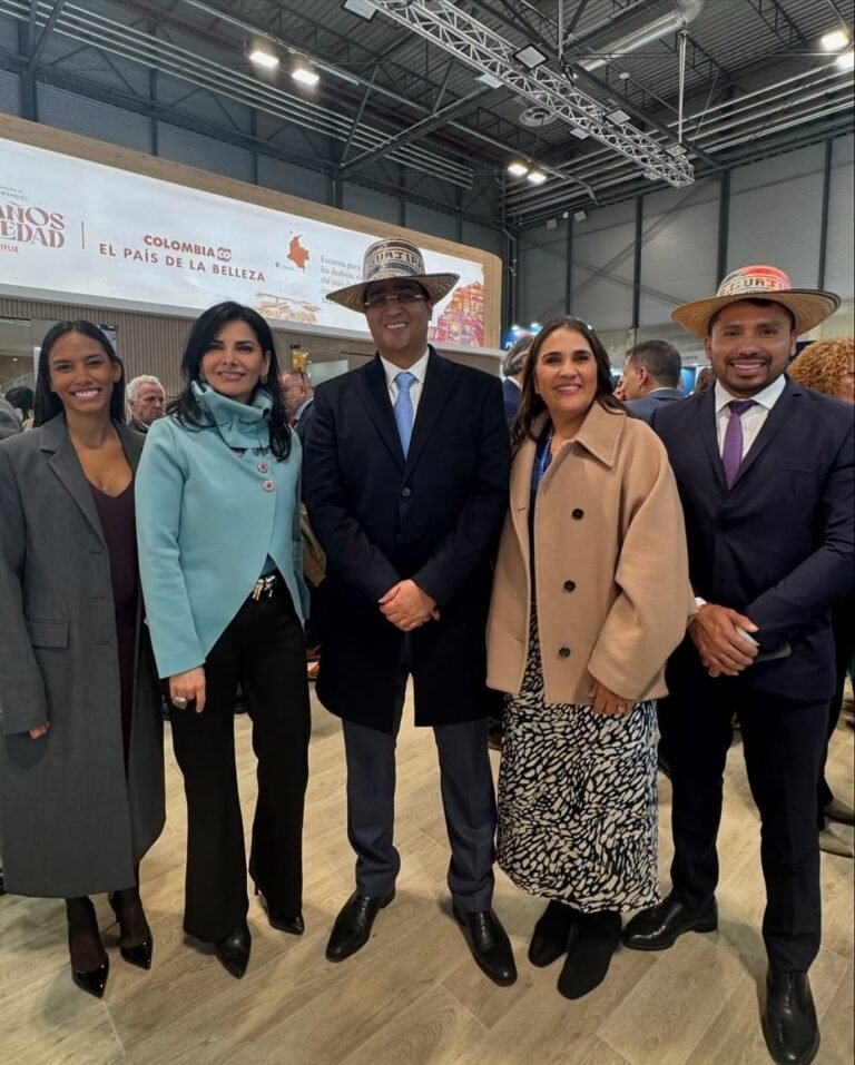 Gobernador Jairo Aguilar estrecha lazos con empresarios en el inicio de la feria Fitur en Madrid, España