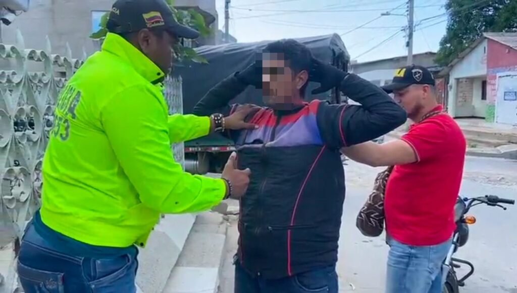 Capturan en Riohacha a dos presuntos extorsionistas del Clan del Golfo