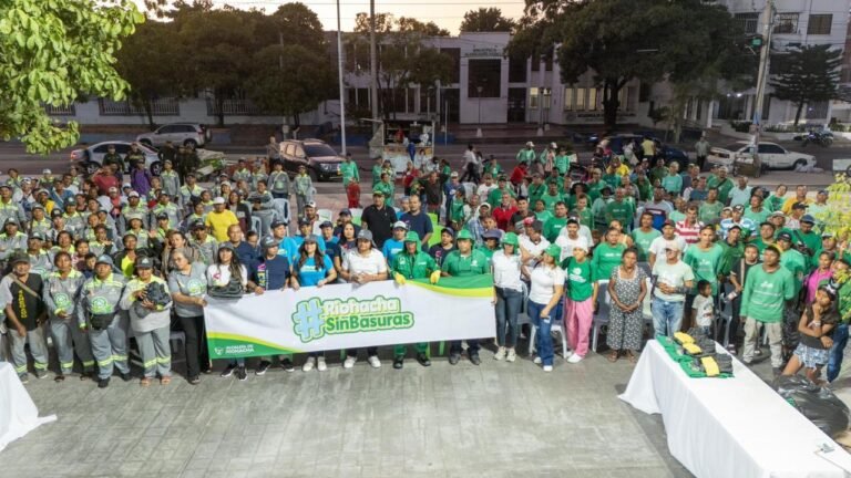 Alcalde Genaro Redondo dignificó la labor de los recicladores de Riohacha