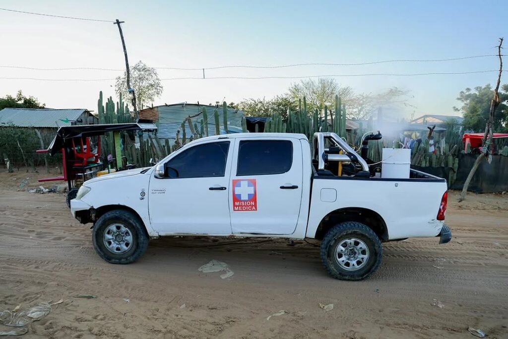 Alcaldía de Uribia lideró jornada para prevenir el dengue en la población