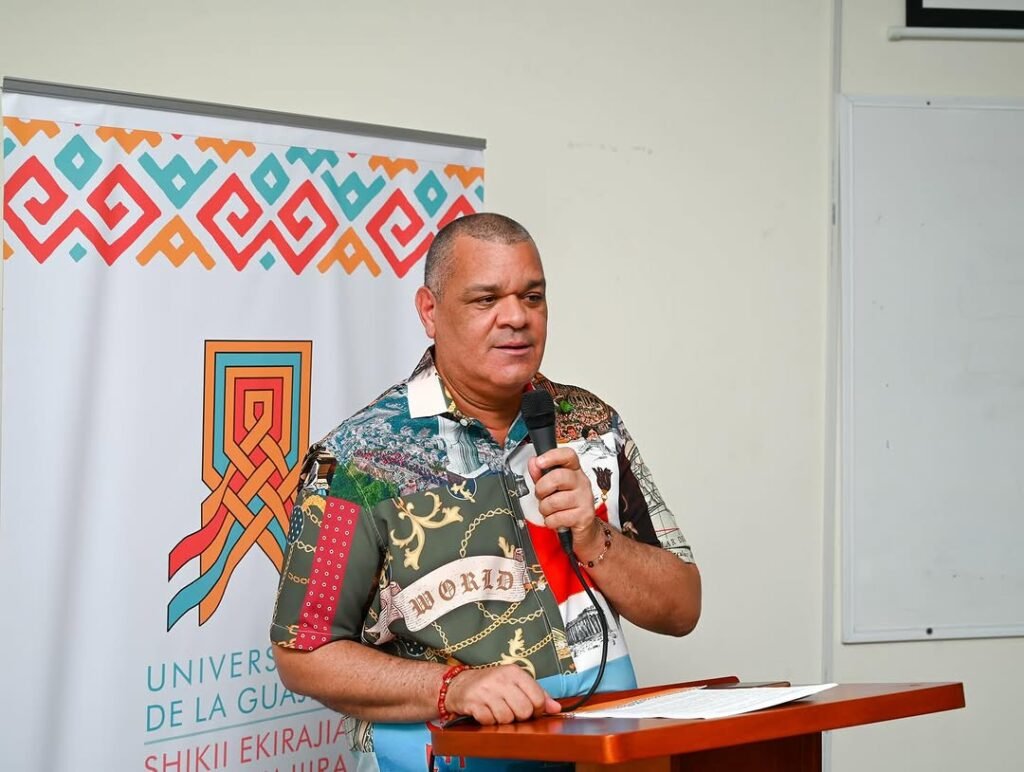 Carlos Arturo Robles Julio, rector de Uniguajira.