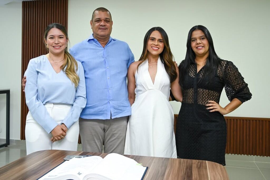 Sede Villanueva de Uniguajira cuenta con nueva directora provincial para gestión y desarrollo