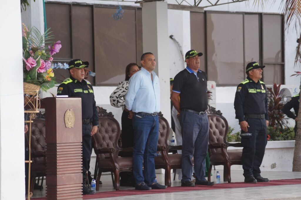 Juraron bandera un total de 36 auxiliares de Policía para el departamento de La Guajira