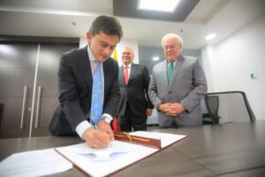 En un trabajo conjunto, se busca promover la competitividad, la productividad, la innovación y la formalización, y la economía popular del aparato productivo nacional.