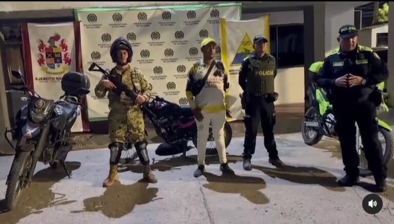 Motocicleta recuperada y entregada posteriormente a su propietario.