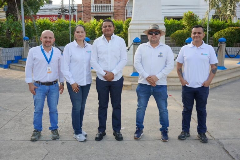 Un total de 8800 personas, la gran mayoría niñas y niños, resultaron beneficiados con este importante proyecto promovido por el alcalde Genaro Redondo Choles.