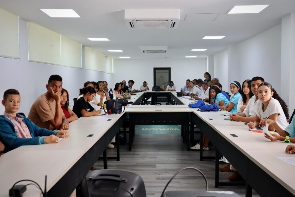 Población infantil fue protagonista en Mesa Departamental de Niños, Niñas y Adolescentes en La Guajira