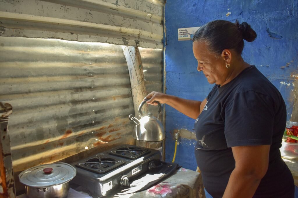 La alianza Gas Social Ecopetrol - Hocol, Gases de La Guajira y la alcaldía de Hatonuevo, llevan gas social a familias vulnerables en este municipio de La Guajira