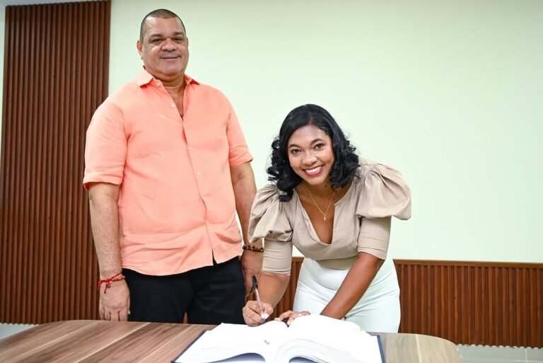 Se posesionó la nueva secretaria académica de la Facultad de Ciencias de la Educación en Uniguajira