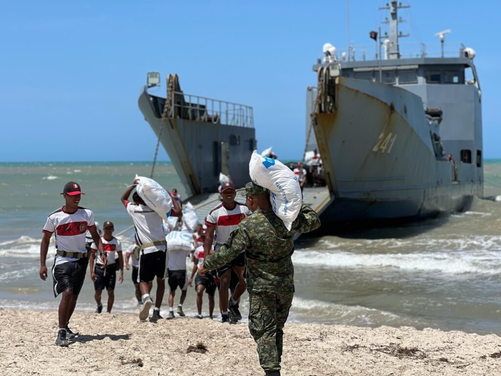 Misión Humanitaria Akalii>ja continúa con 130 nuevas toneladas de ayuda humanitaria para la Alta Guajira