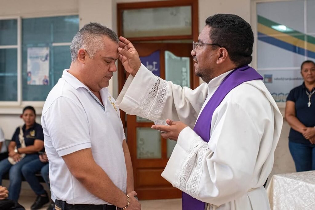 Alcalde de San Juan del Cesar, Enrique Camilo Urbina, se unió a la celebración del miércoles de ceniza