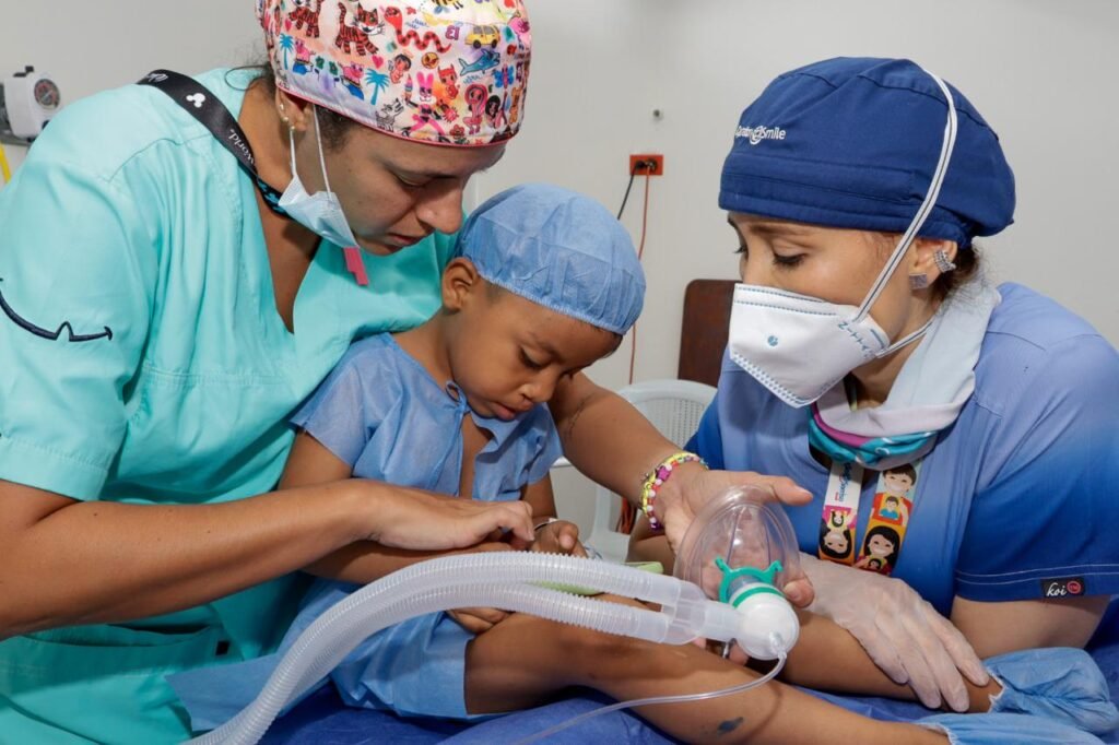 Jornada de valoraciones y cirugías gratuitas en La Guajira para niños y niñas con labio fisurado y/o paladar hendido