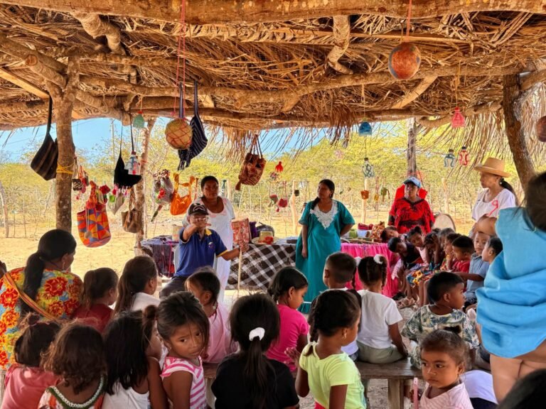 La enramada: uno de los entornos donde se fortalece el bienestar integral de la niñez wayuu en La Guajira