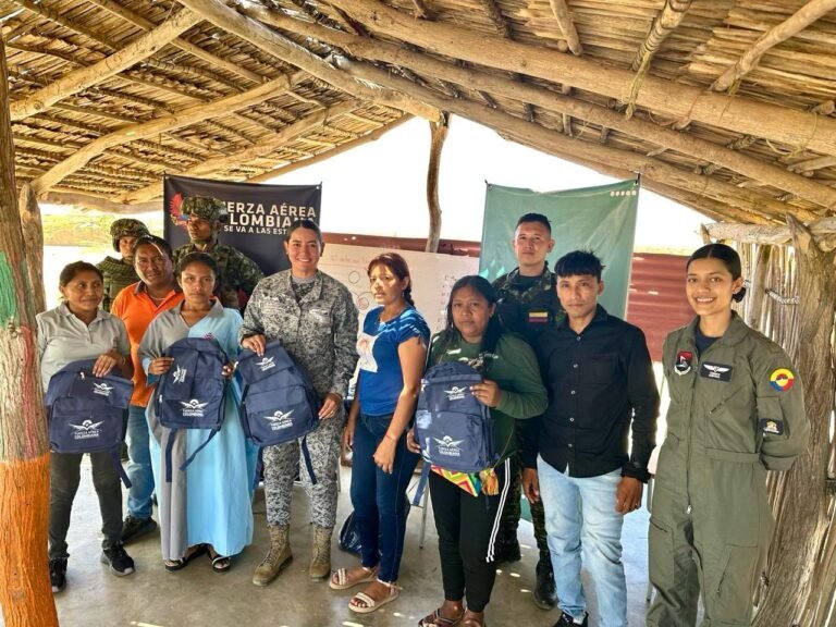 Gobierno de Jairo Aguilar realizó entrega de útiles escolares en una comunidad indígena del departamento