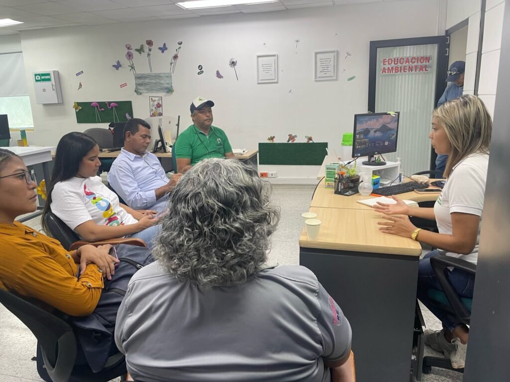 Corpoguajira lideró la creación de la Mesa Técnica de Residuos Sólidos del Distrito de Riohacha