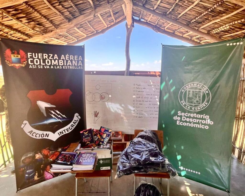 Gobierno de Jairo Aguilar realizó entrega de útiles escolares en una comunidad indígena del departamento