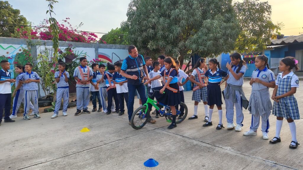 Agencia Nacional de Seguridad Vial inició campaña en institución educativa de Riohacha