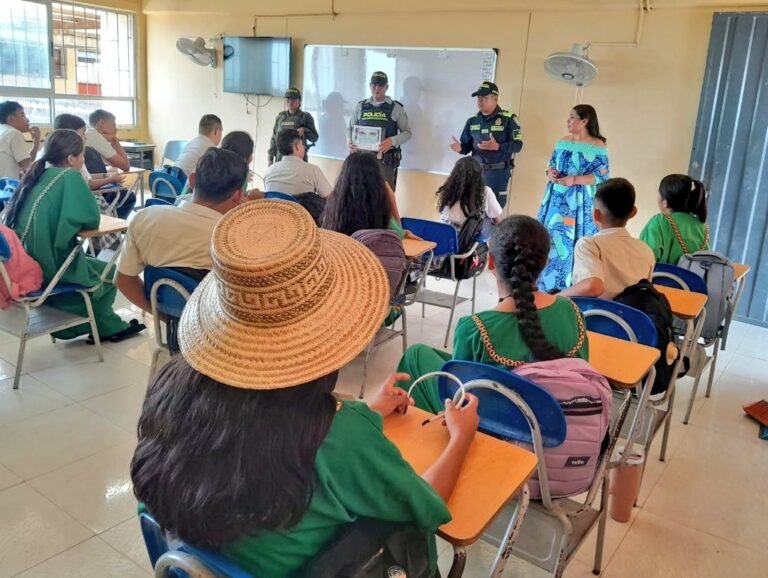 En Riohacha y Uribia, Policía Nacional adelantó jornadas de prevención de delitos que puedan afectar a niños, niñas y adolescentes