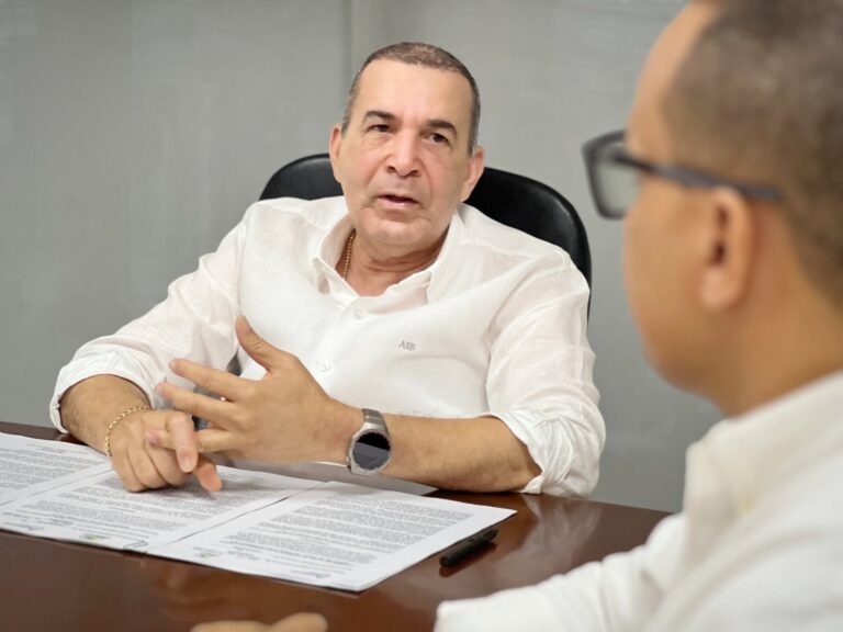 Samuel Lanao Robles, director general de Corpoguajira.