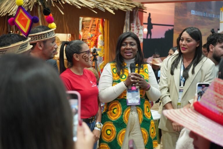 Comfaguajira promueve el turismo social de La Guajira en la Vitrina Turística Anato 2025