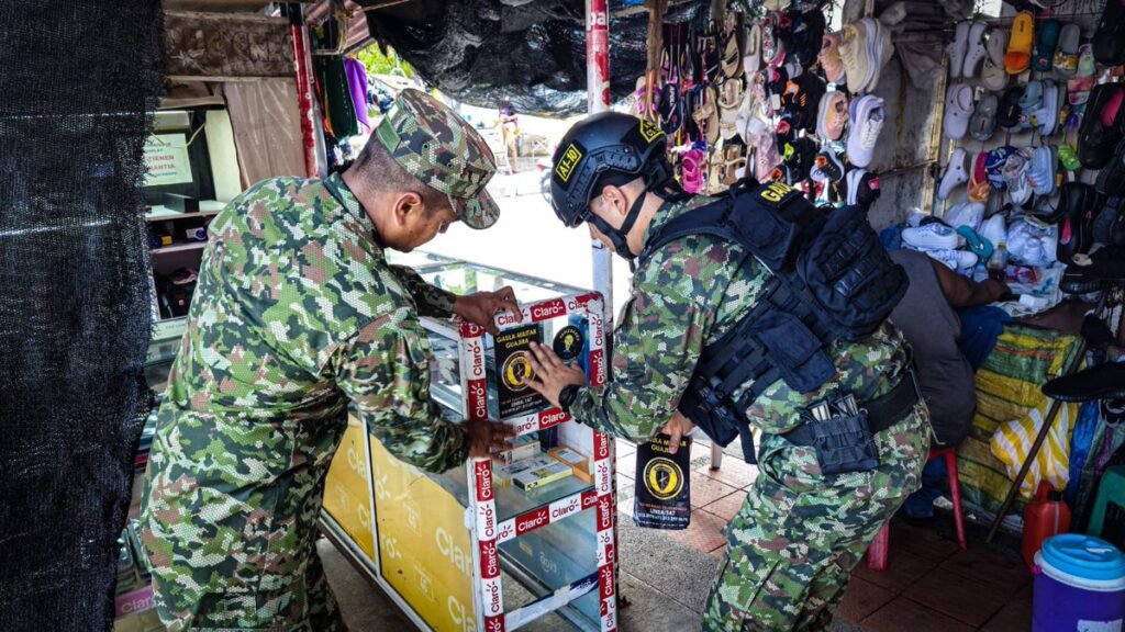 Gaula Militar de La Guajira adelantó campaña ‘Yo no pago, yo denuncio’ en el sector comercial de Riohacha