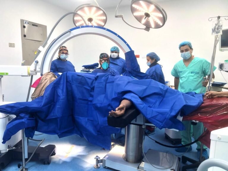 Hospital Nuestra Señora de los Remedios cuenta con equipo de alta tecnología para cirugías ortopédicas