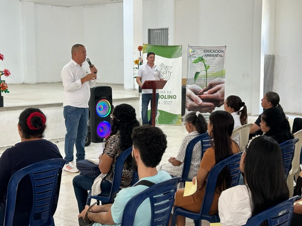 Corpoguajira realizó taller de educación y cultura ambiental en Distracción, Fonseca y El Molino