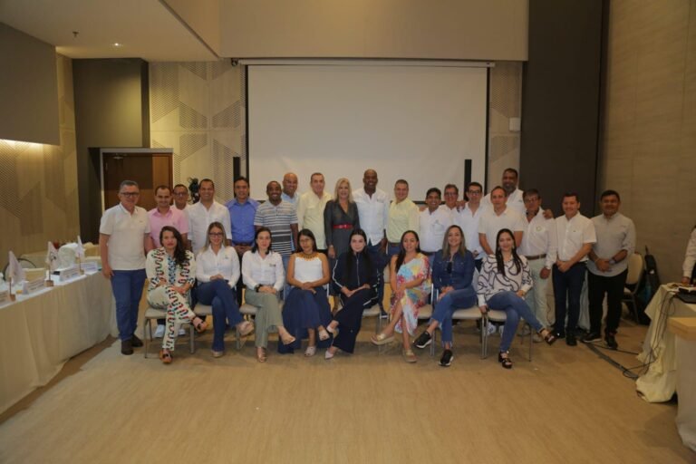 Director de Corpoguajira, Samuel Lanao Robles, fue elegido miembro del Fondo de Compensación Ambiental de Minambiente