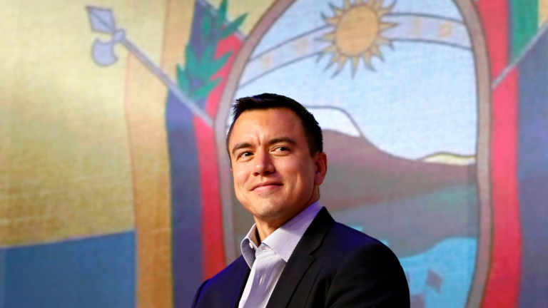 Ganó la Democracia en el Ecuador